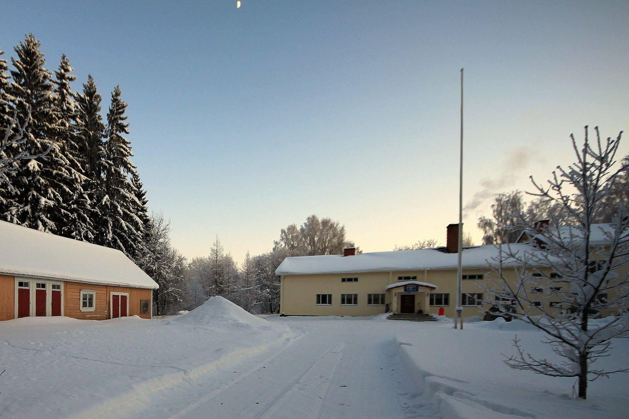 Vanhan Koulun Majatalo-Old School Guest House Koli  Exterior photo